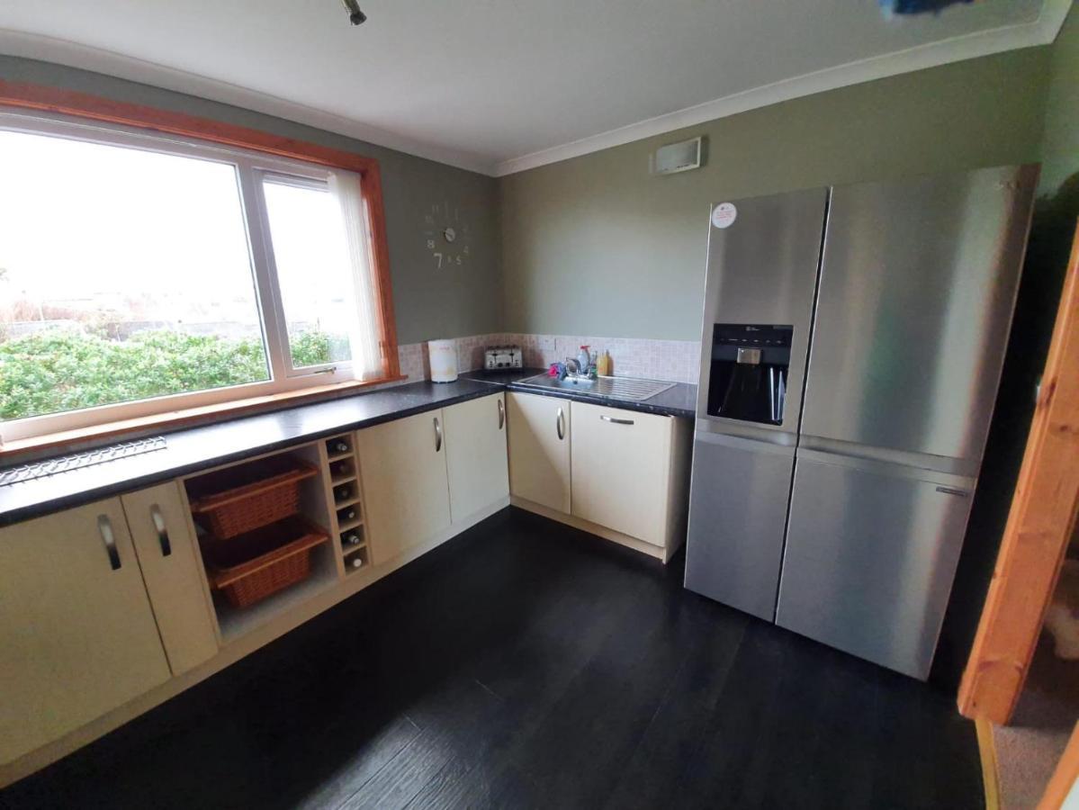 Apartamento Taigh Nam Piobaireach Balivanich Exterior foto