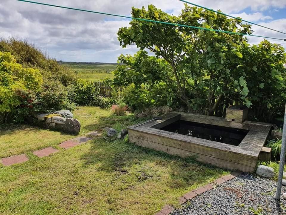 Apartamento Taigh Nam Piobaireach Balivanich Exterior foto
